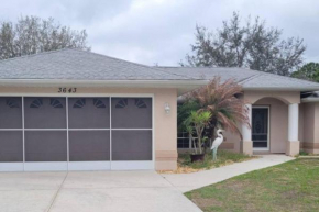 Saltwater Heated POOL Home Near Several Beaches